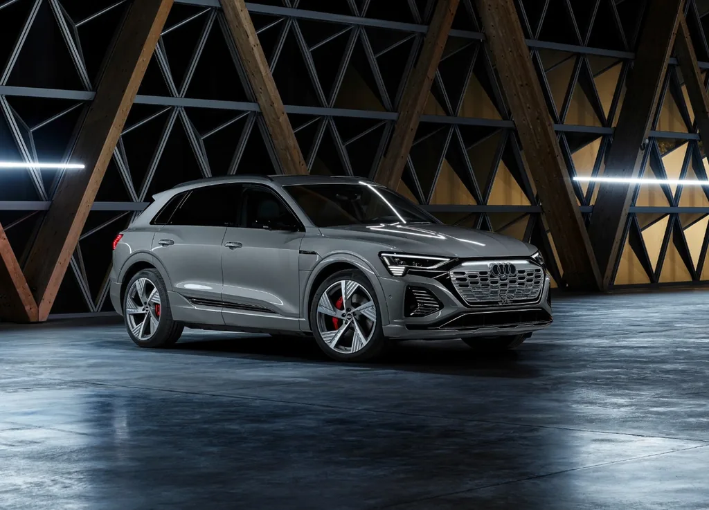 Audi Q8 E-tron 114 KWh S Quattro 114kwh bev auto