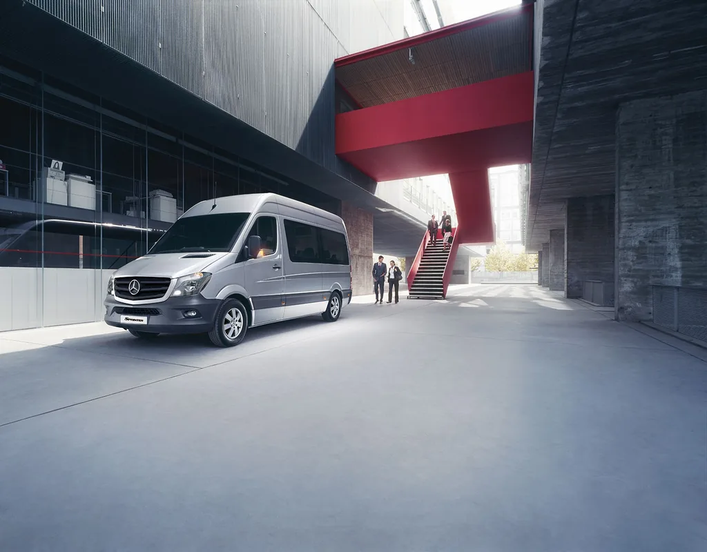 Mercedes-Benz Sprinter 2.1 CDI 415 Van Teto Baixo 15+1 Standard