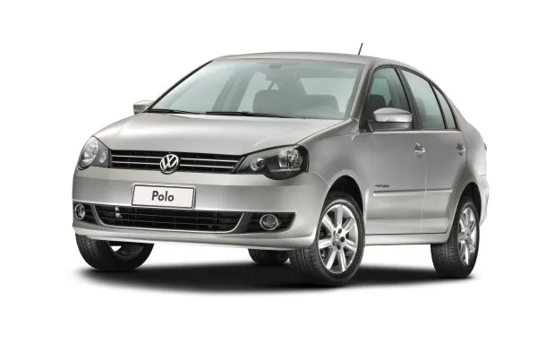 Volkswagen Polo Sedan Comfortline 2.0 (Flex)