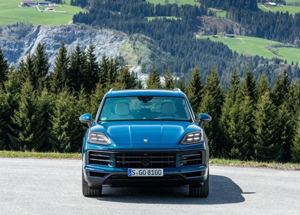 Porsche Cayenne Electric 4.0 S Auto 4WD