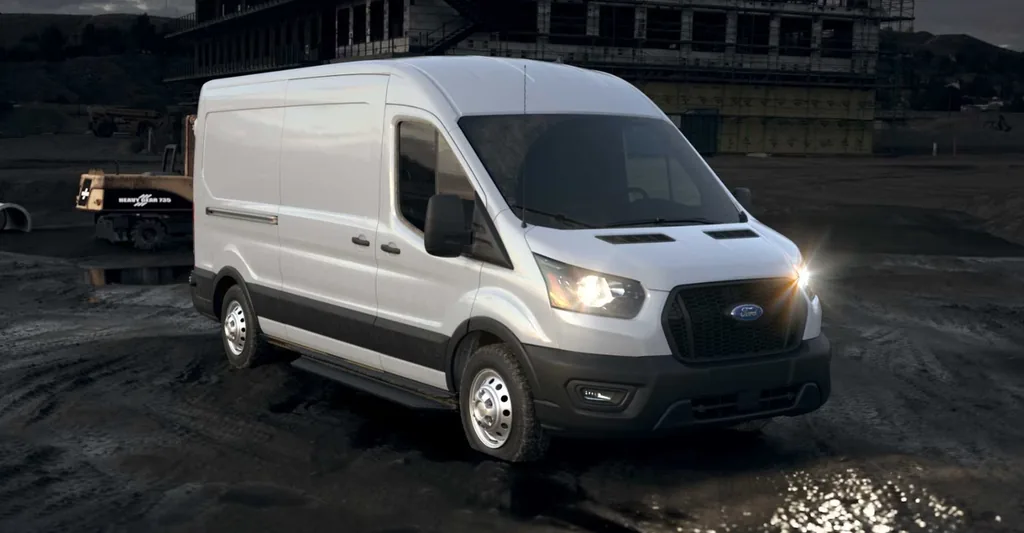 Ford Transit 68kWh Furgao 15M L4H3 bev