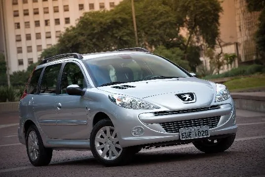 Peugeot 207 SW XS 1.6 16V (flex) (aut)