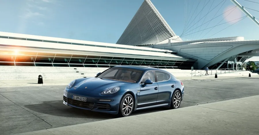 Porsche Panamera 4.8 V8 Turbo PDK 4WD