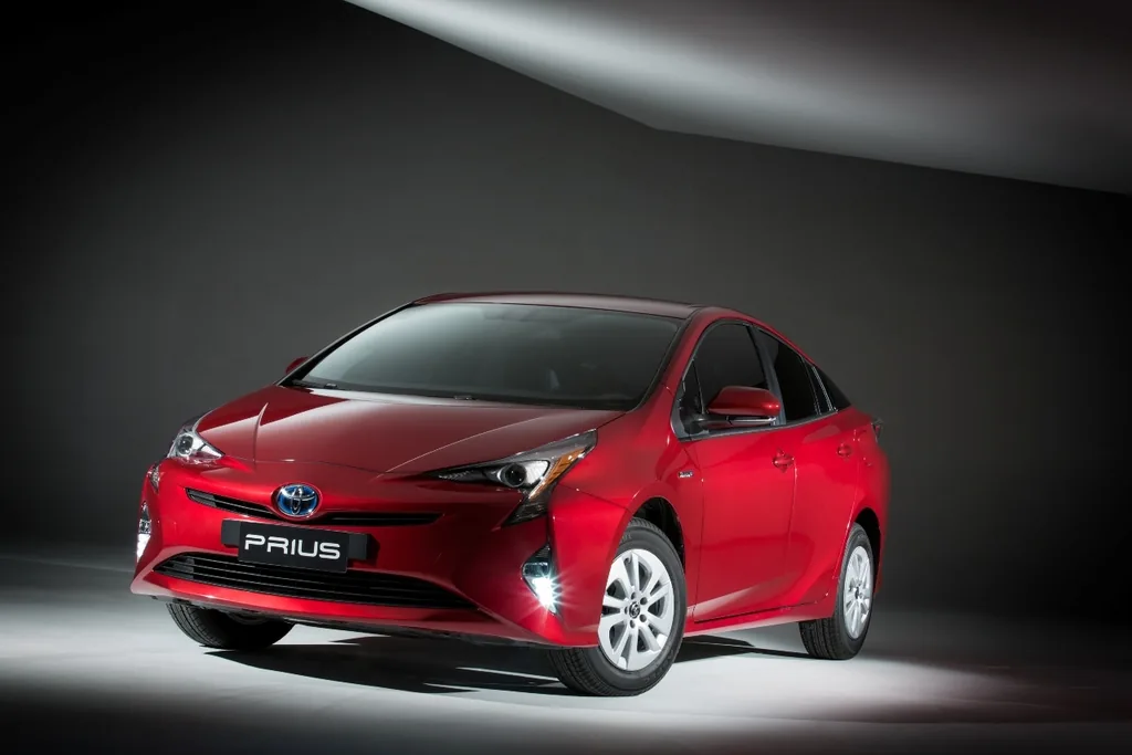Toyota Prius 1.8 VVT-I High (Aut)