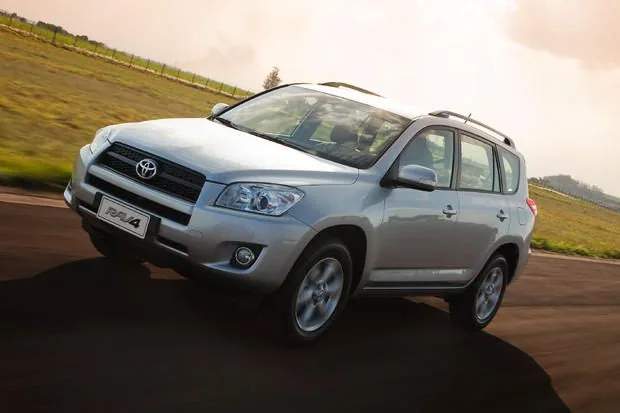 Toyota RAV4 4x4 2.4 16V (aut)