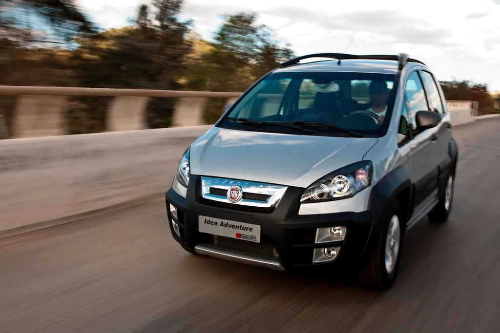 Fiat Idea Adventure 1.8 16V Dualogic (Flex)