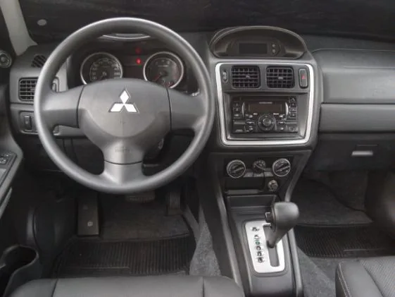 Mitsubishi Pajero TR4 GLS 2.0 16V (flex)