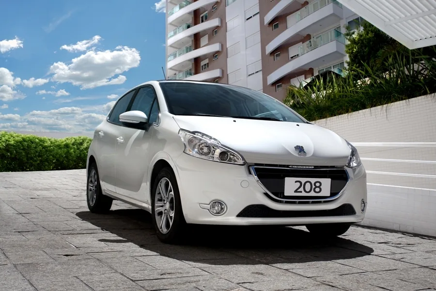 Peugeot 208 Griffe 1.6 16V (Flex) (Aut)