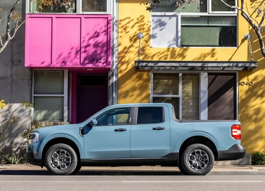 Ford Maverick 2.5 HEV Lariat FX4 CVT