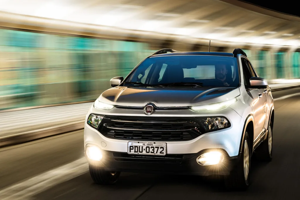 Fiat Toro Freedom 1.8 AT6 4x2 (Flex)