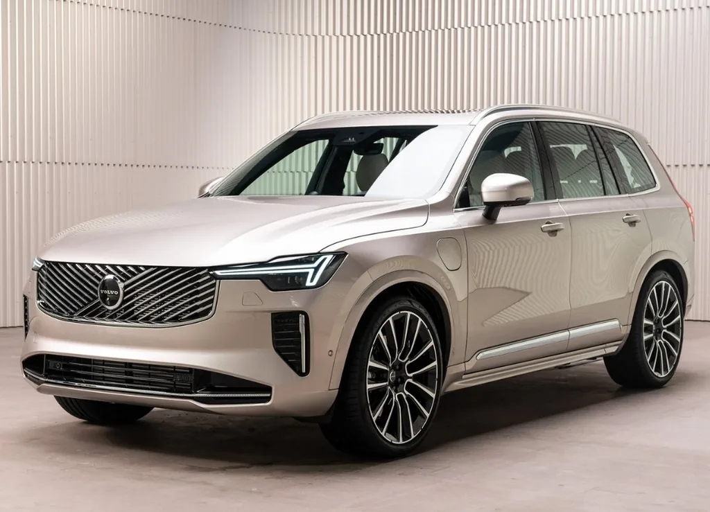 Volvo XC90 2.0 T8 Ultra Dark Auto AWD at phev