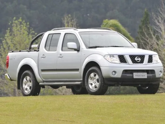 Nissan Frontier XE 4x2 2.5 16V (cab. dupla)