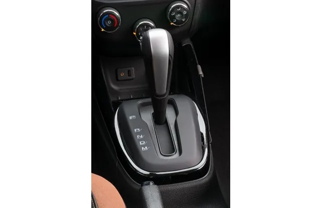 Chevrolet Onix 1.4 LT SPE/4 (Aut)