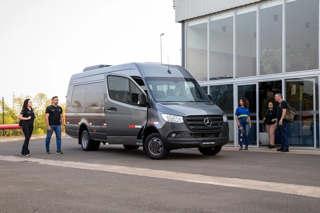 Mercedes-Benz Sprinter 2.0 CDI 517 Van 20+1 Teto Alto
